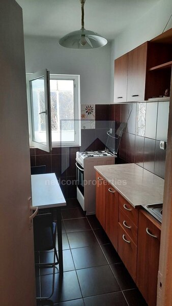 Drumul Taberei, Ghencea garsoniera