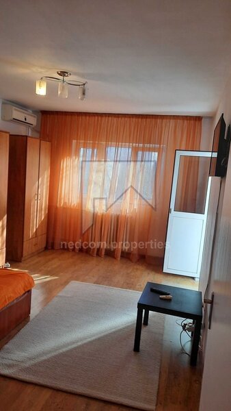 Drumul Taberei, Ghencea garsoniera